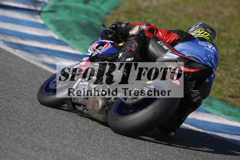 /Archiv-2024/02 29.01.-02.02.2024 Moto Center Thun Jerez/Gruppe gruen-green/backside